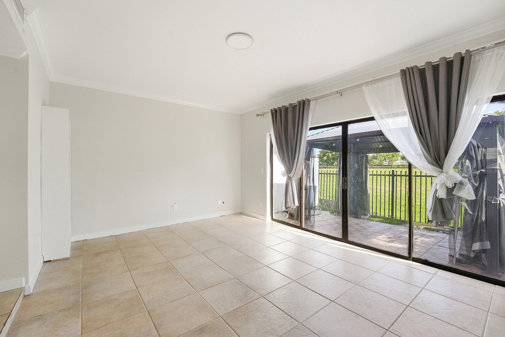 642 Ne 195th Street - Photo 9