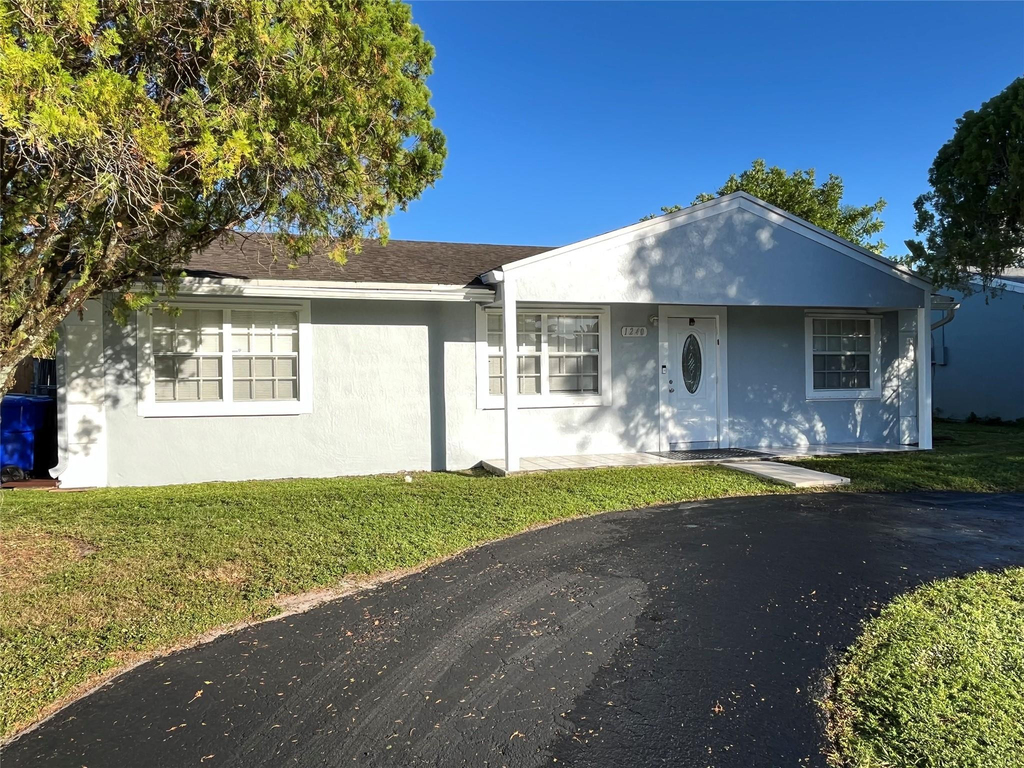 1240 Sw 73rd Avenue - Photo 1