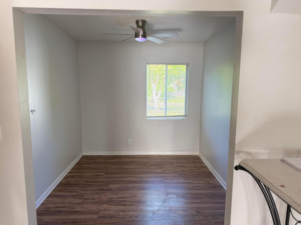 1240 Sw 73rd Avenue - Photo 14