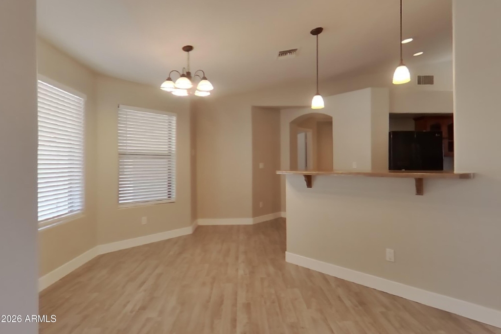 12626 N 20th Street - Photo 5