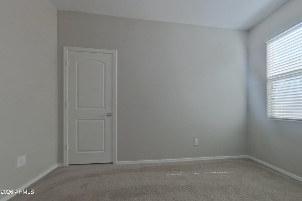 29300 W Clarendon Avenue - Photo 9