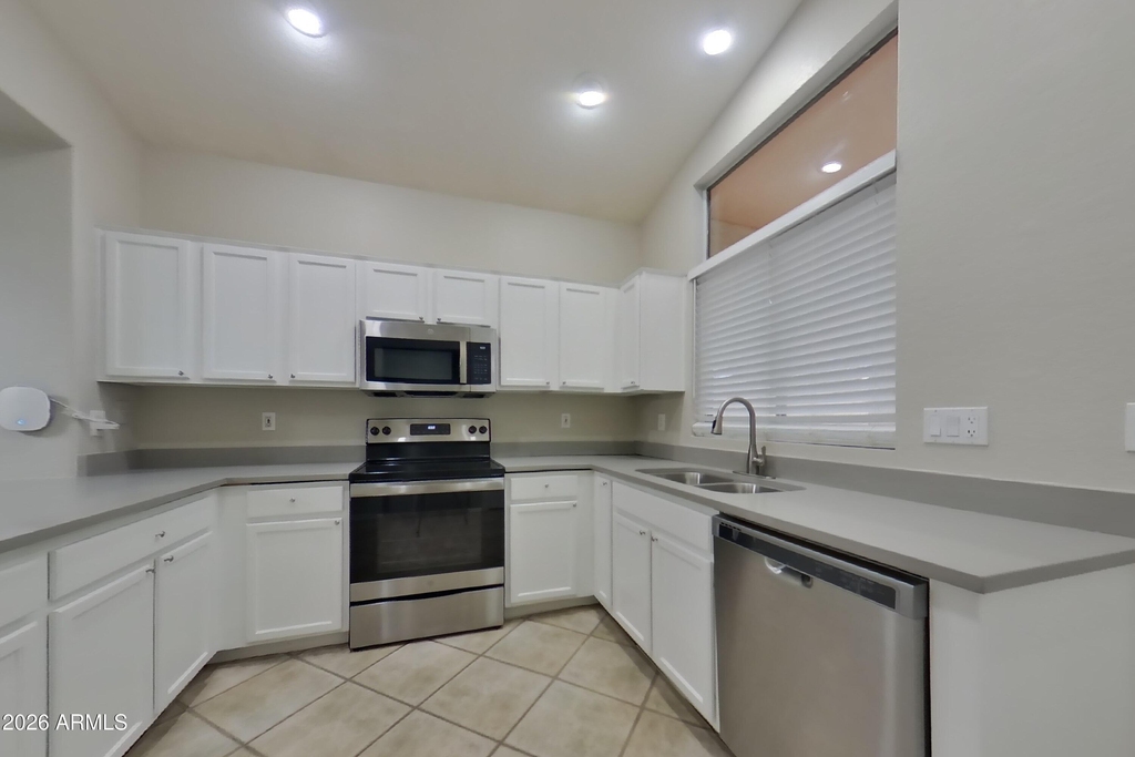 40139 N Patriot Way - Photo 5