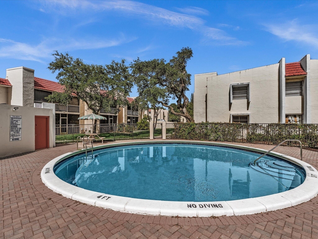 620 Nw 13th Street - Photo 46