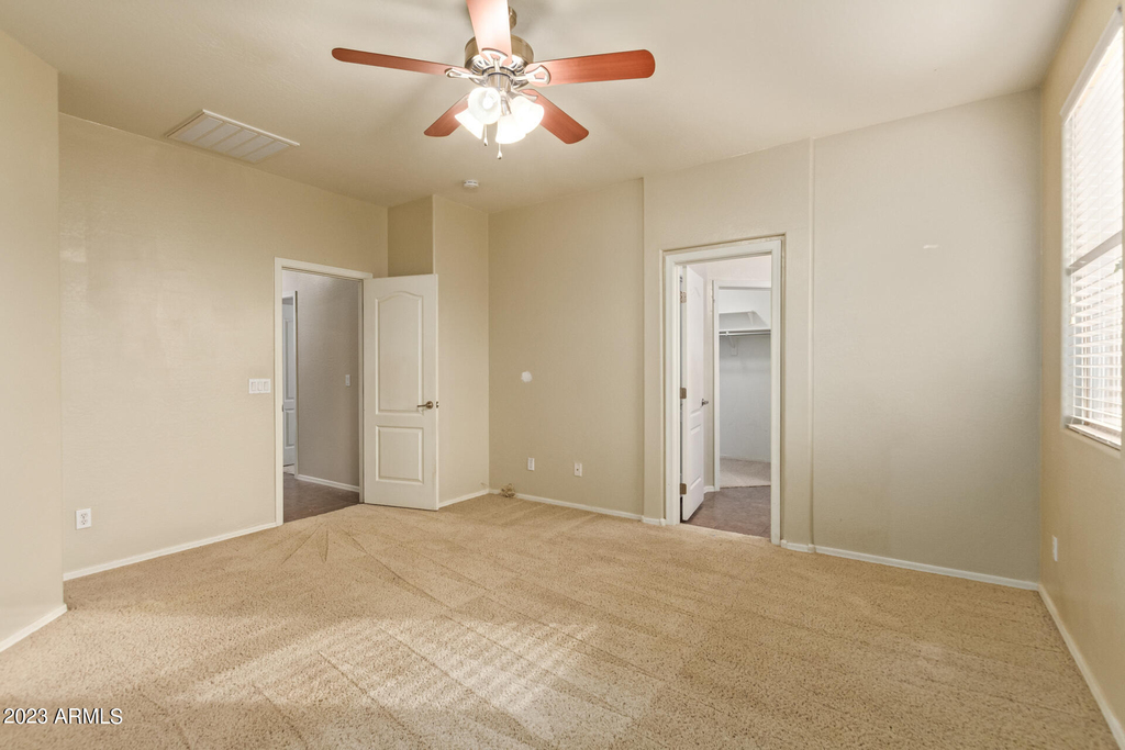 7419 W Glass Lane - Photo 13