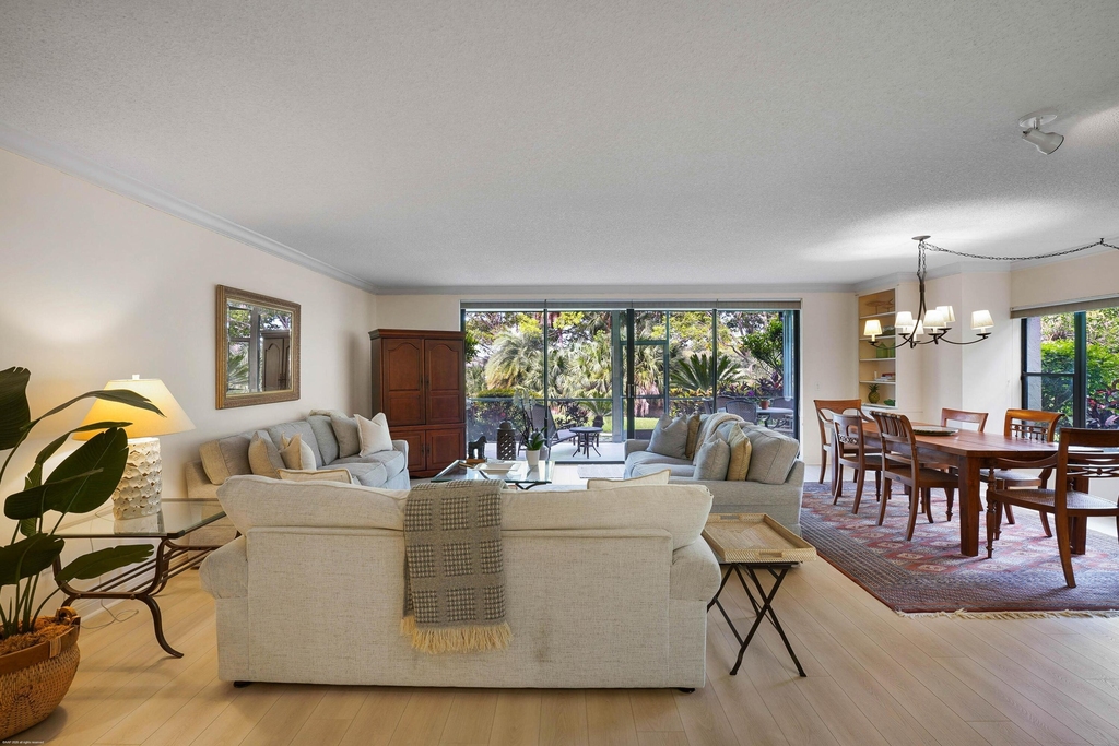 2810 Polo Island Drive - Photo 2