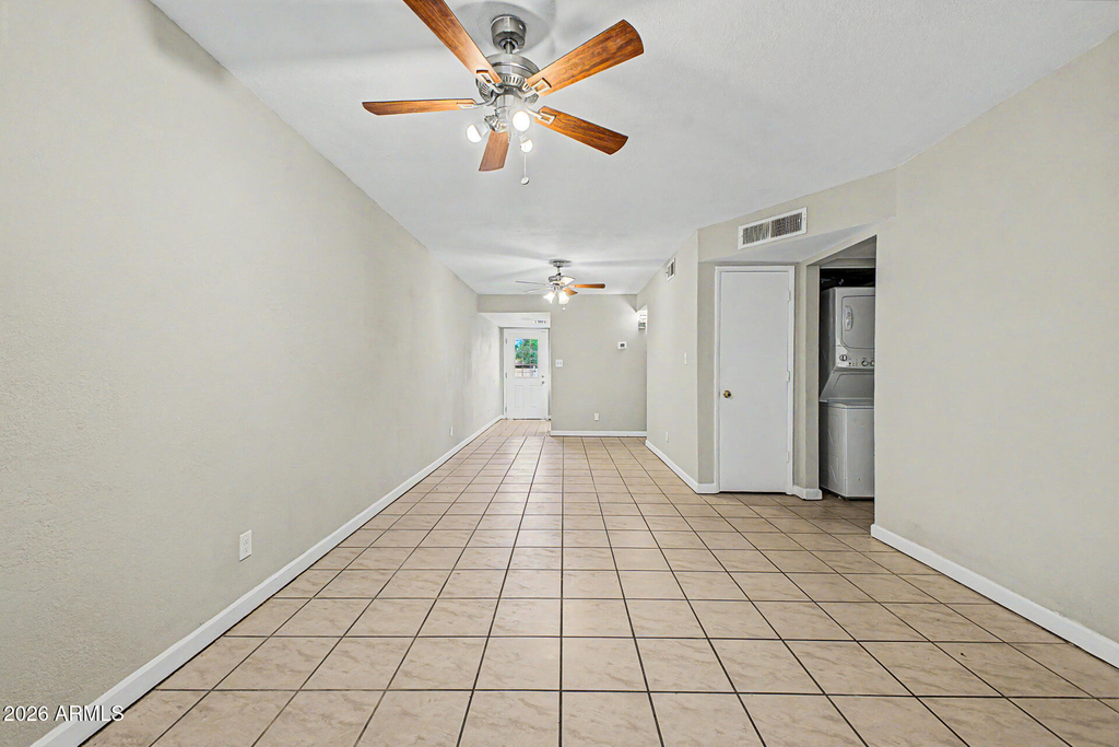 3301 E Earll Drive - Photo 3