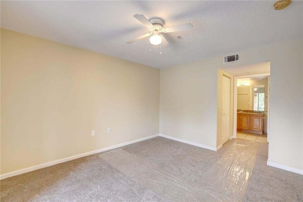 231 Sw Palm Drive - Photo 10
