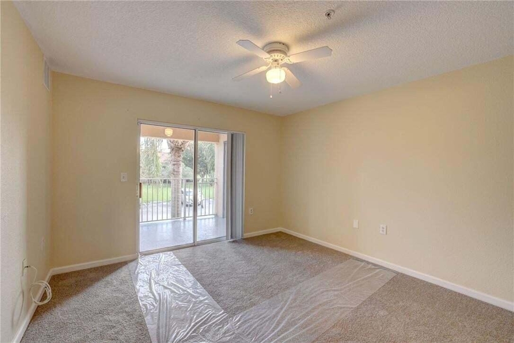 231 Sw Palm Drive - Photo 11