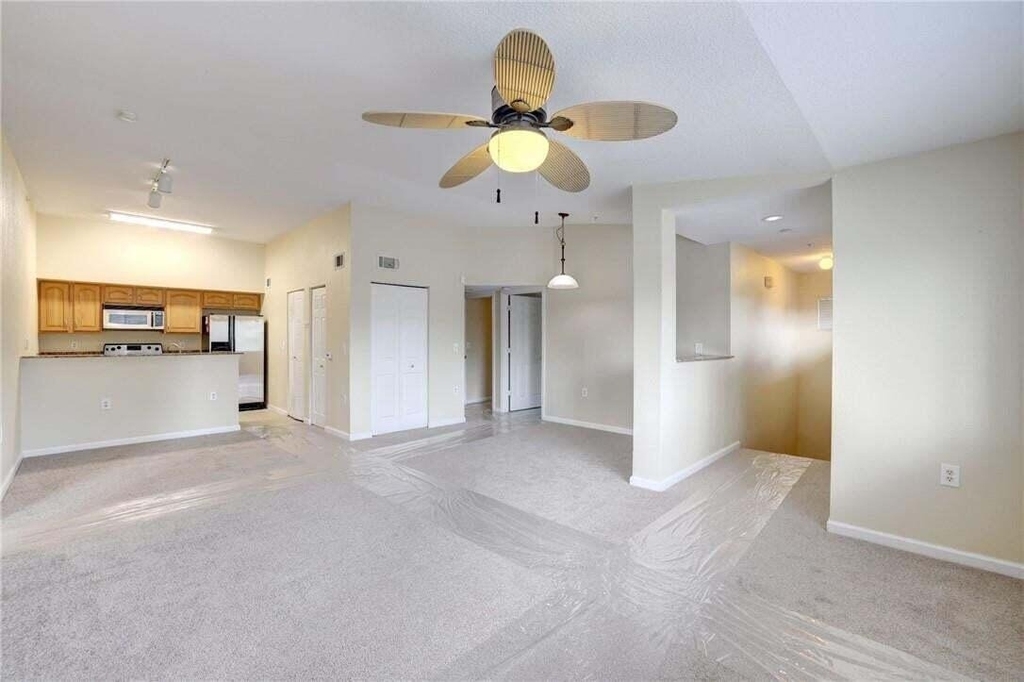 231 Sw Palm Drive - Photo 3