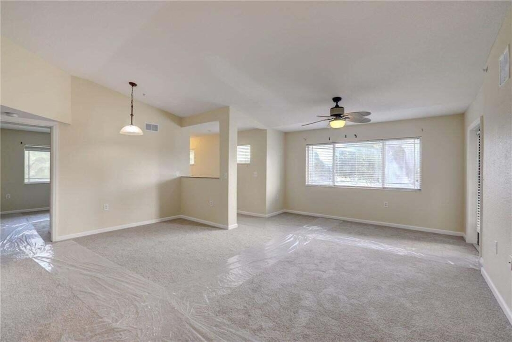 231 Sw Palm Drive - Photo 5
