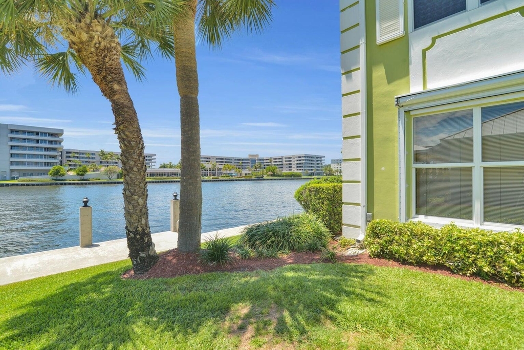 1704 Del Haven Drive - Photo 1