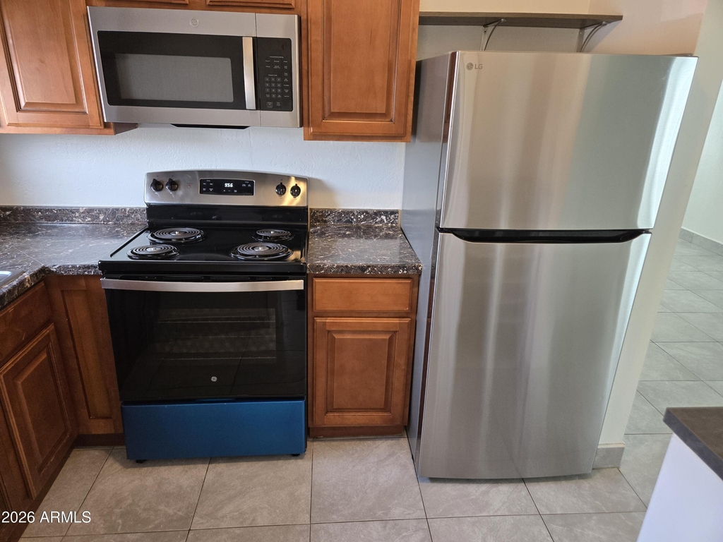 42 S Jefferson Street - Photo 2