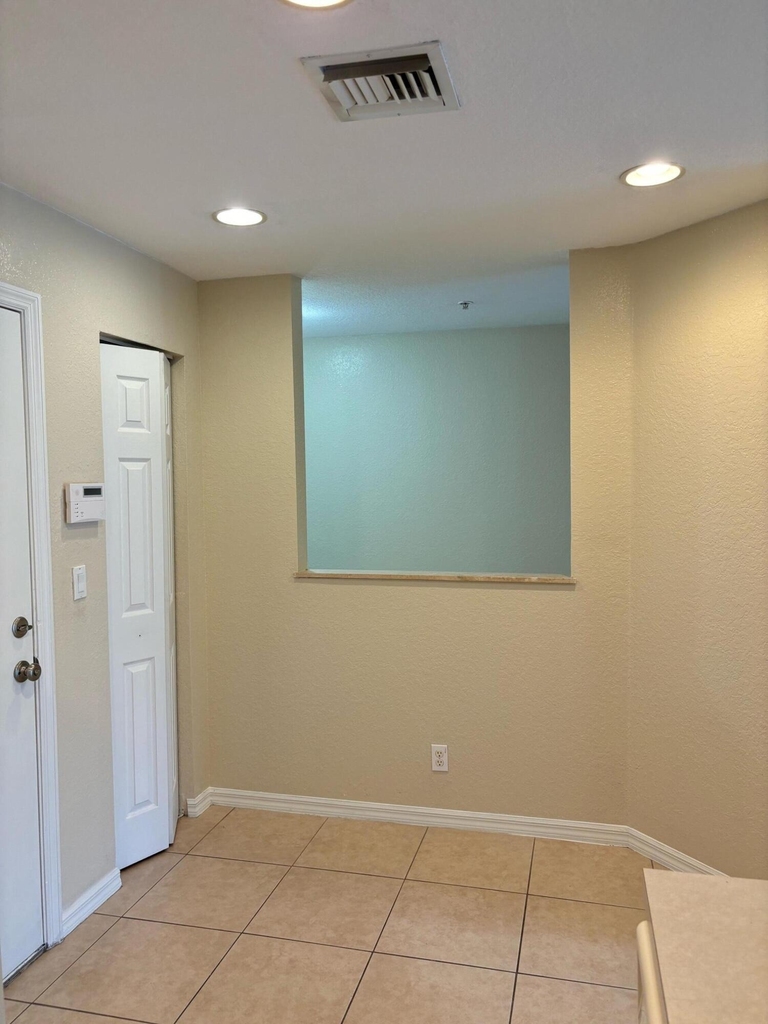 5330 Se Mitchell Lane - Photo 3