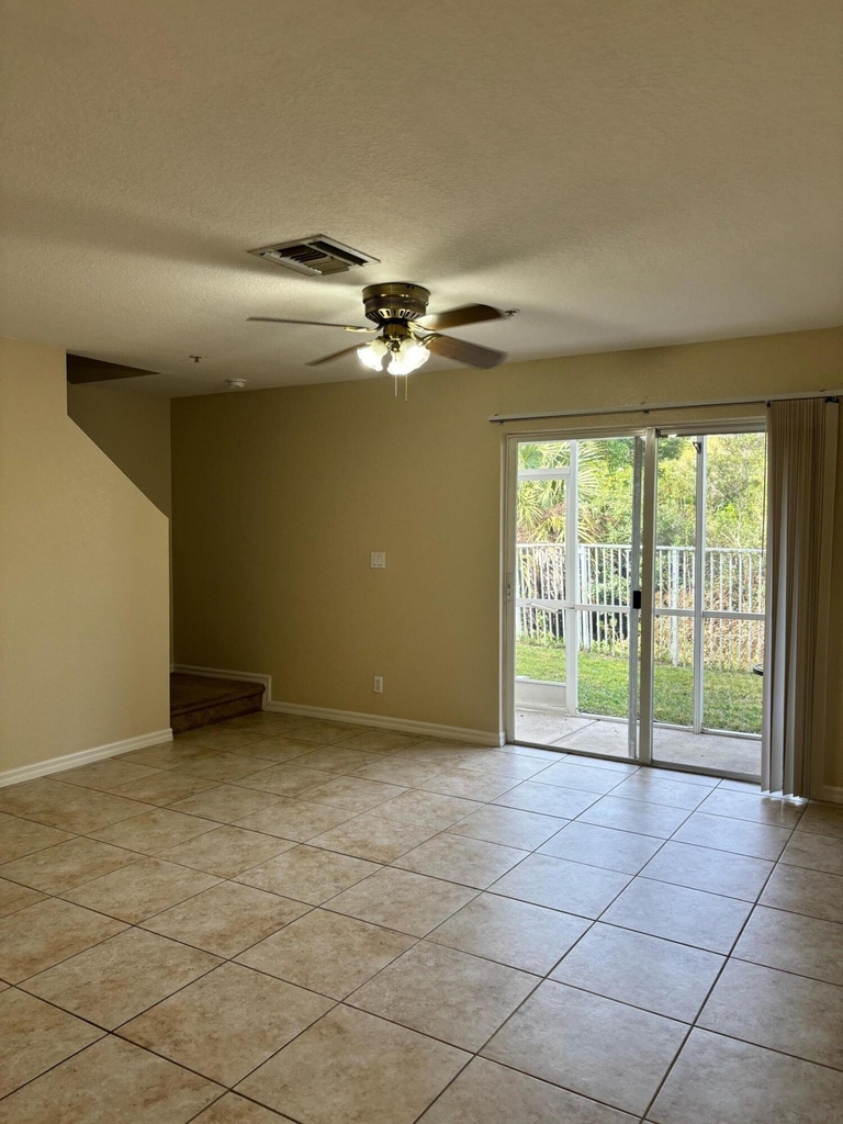 5330 Se Mitchell Lane - Photo 8