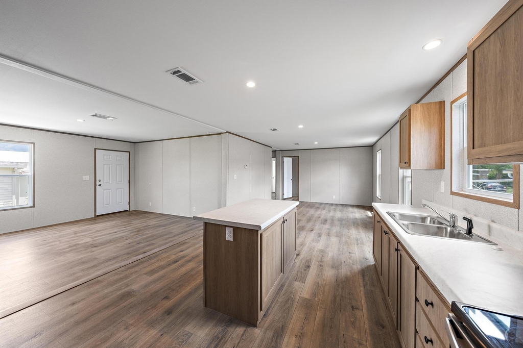 7480 Se Eagle Avenue - Photo 8