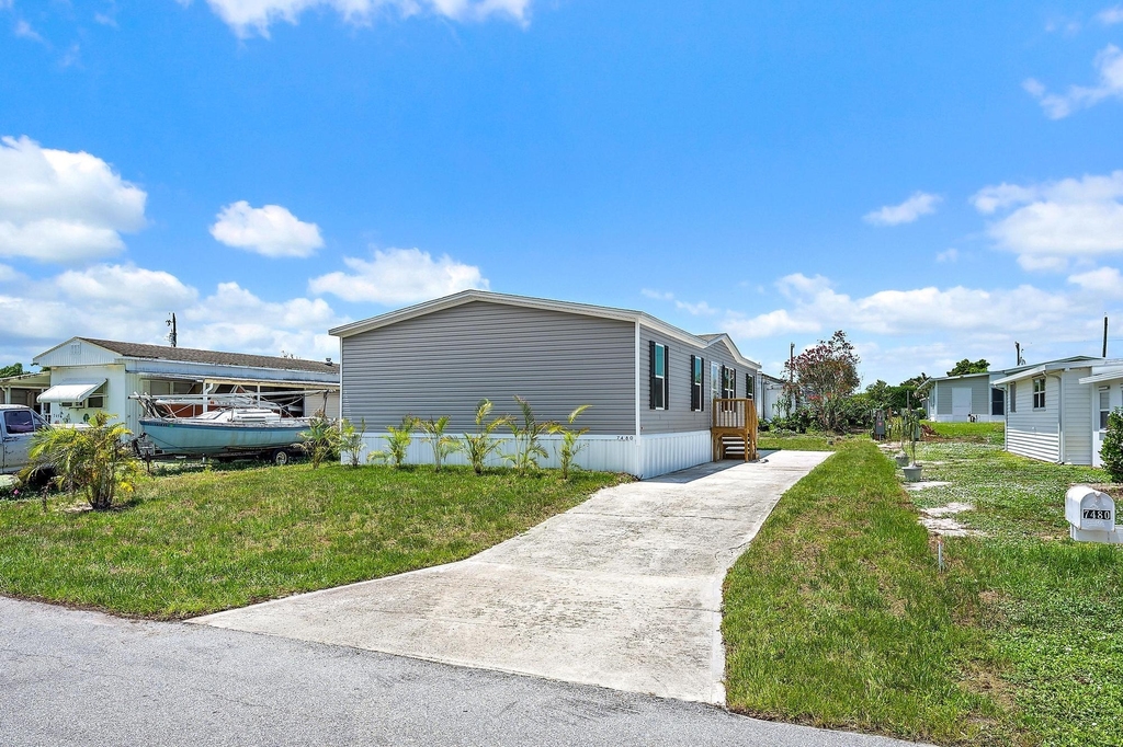 7480 Se Eagle Avenue - Photo 21