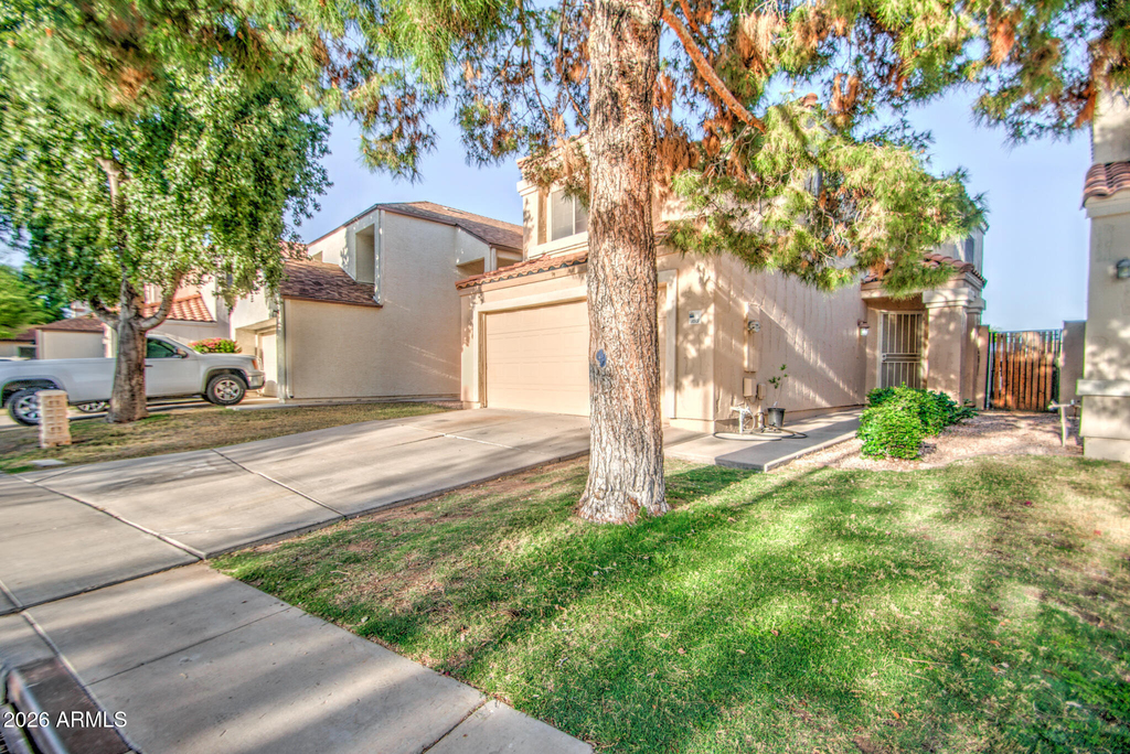 3440 E Southern Avenue - Photo 1