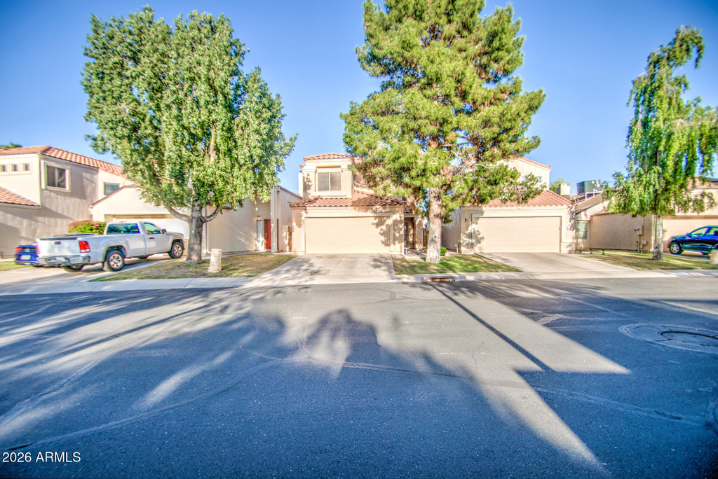3440 E Southern Avenue - Photo 32