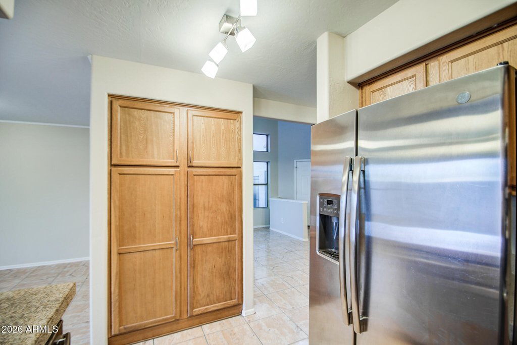 3440 E Southern Avenue - Photo 8