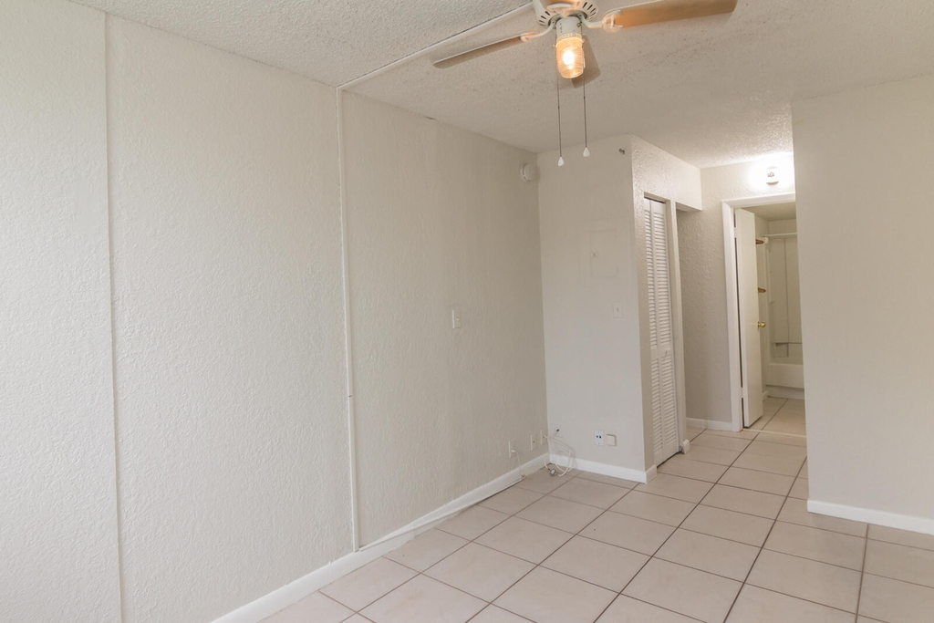 2771 Riverside Drive - Photo 8