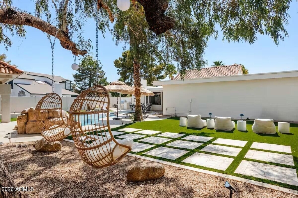 15035 N 49th Way - Photo 2