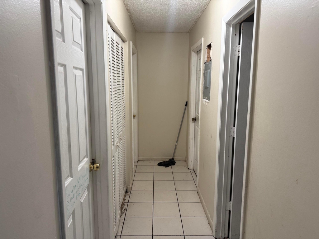 7824 Pembroke Road - Photo 7