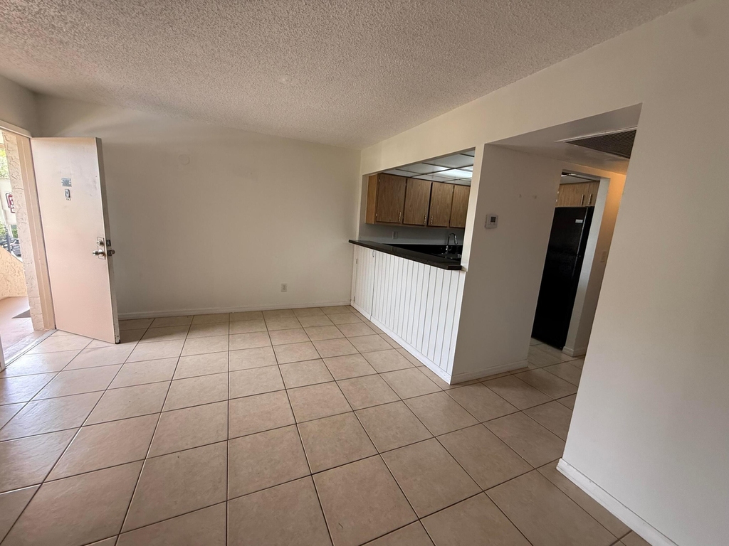 5981 Washington Street - Photo 1