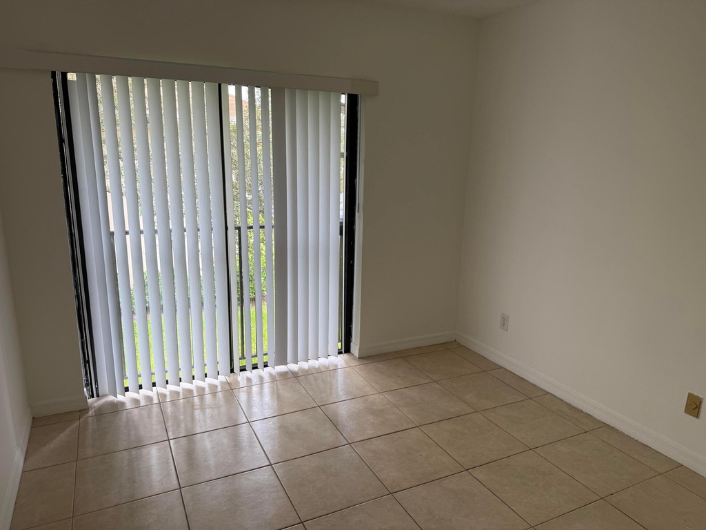 5981 Washington Street - Photo 9