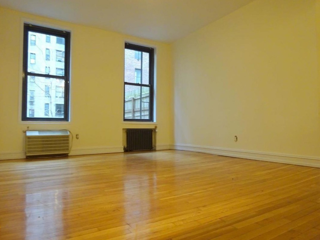 East 74th Street - Photo 0