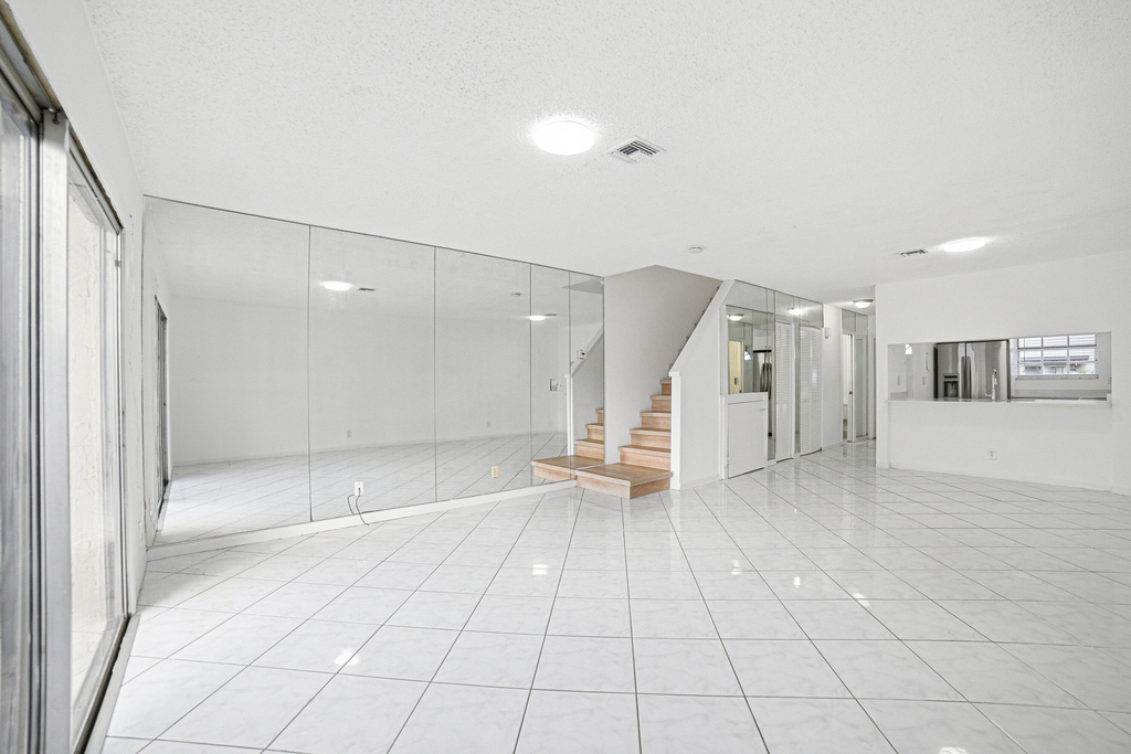 8207 Fairway Road - Photo 12