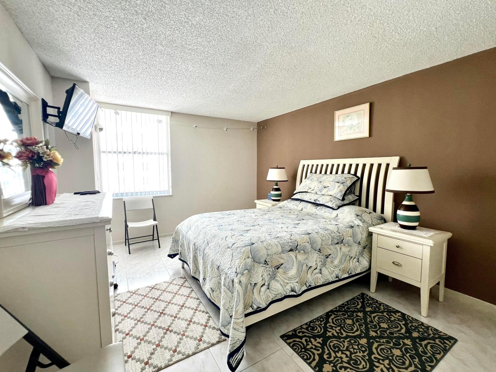111 Briny Avenue - Photo 15