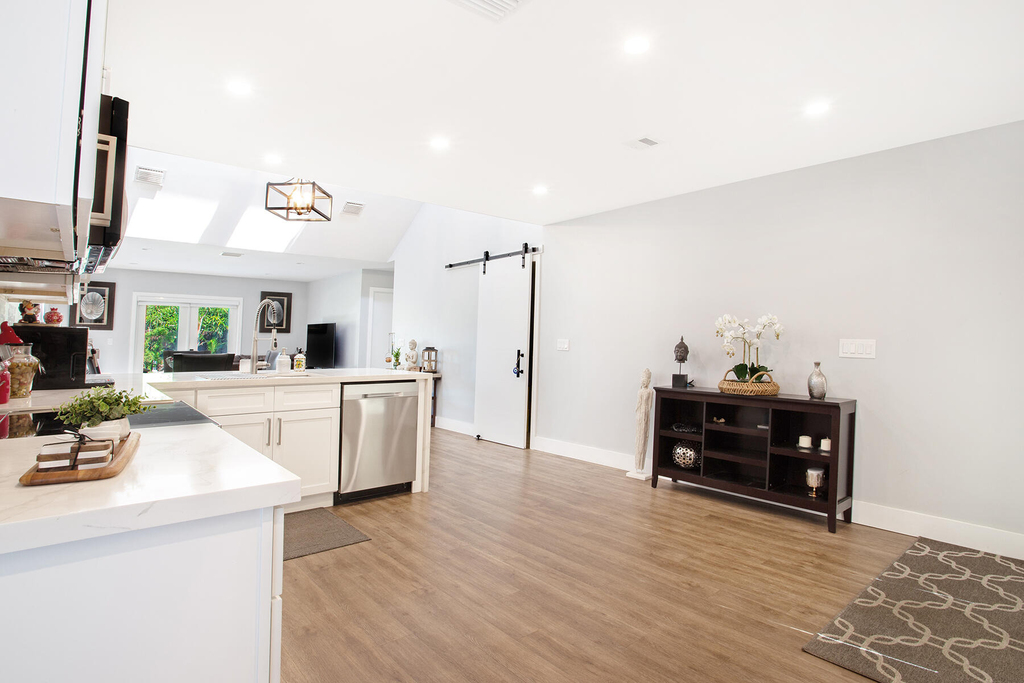 10048 Sw 16th Street - Photo 5