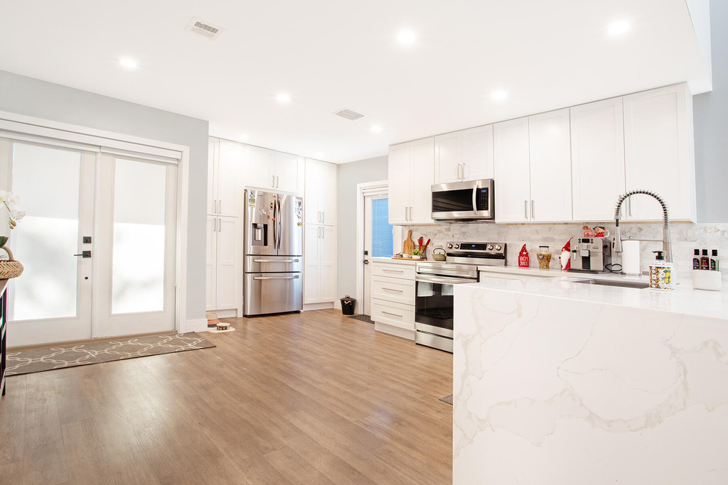 10048 Sw 16th Street - Photo 7