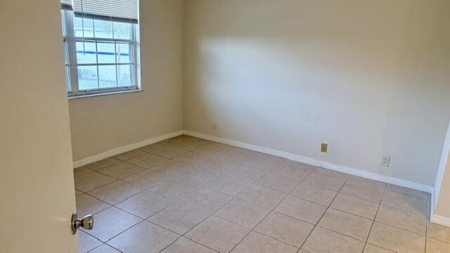1520 Se Royal Green Circle - Photo 28