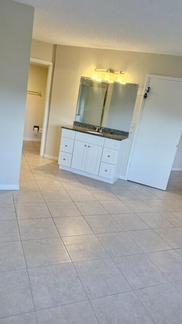 1520 Se Royal Green Circle - Photo 17
