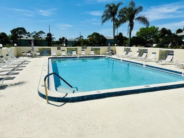 1520 Se Royal Green Circle - Photo 33