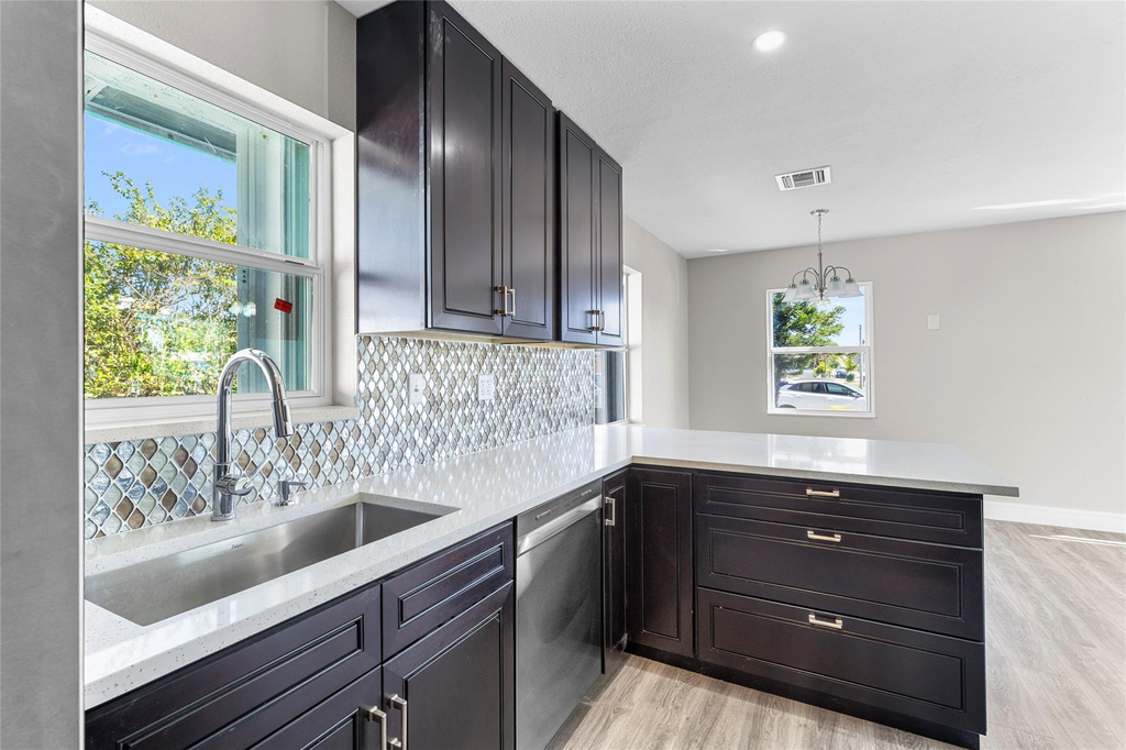2171 Nw 29th Avenue - Photo 3