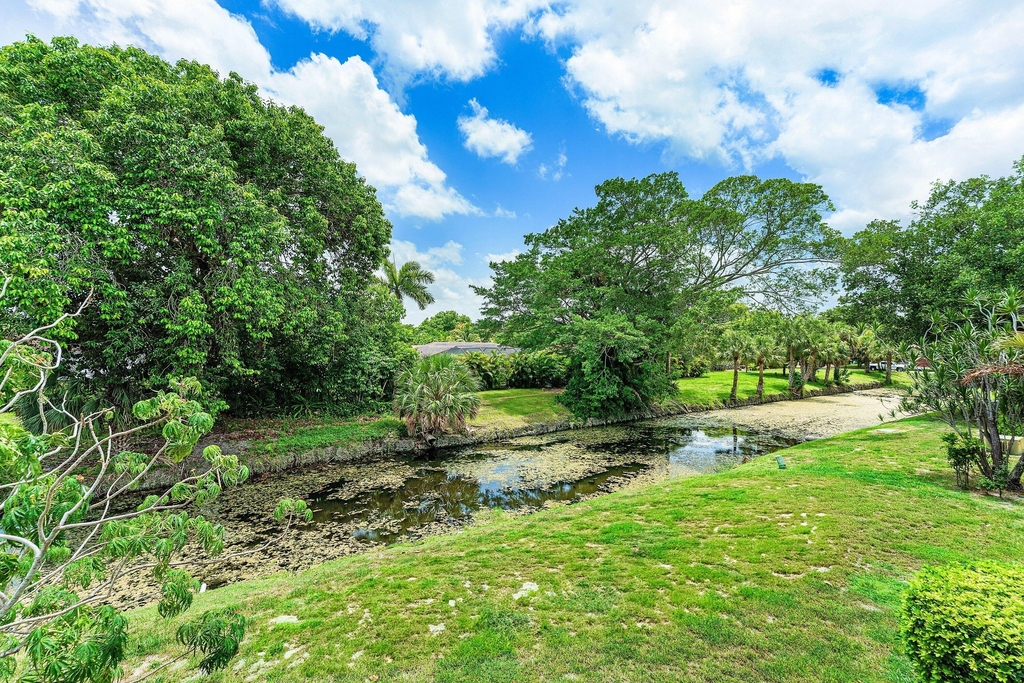 9050 Nw 28th Street - Photo 28