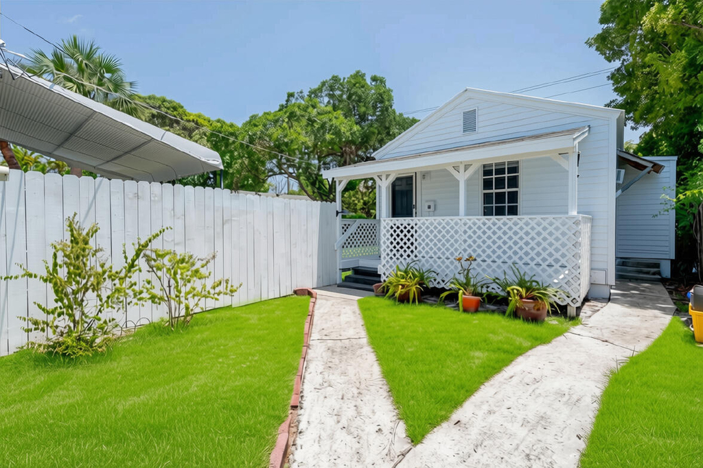 716 High Street - Photo 0