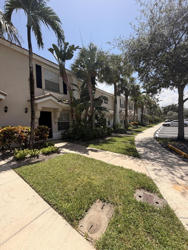 5145 Palmbrooke Circle - Photo 1