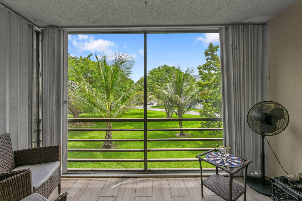 103 Royal Park Drive - Photo 4