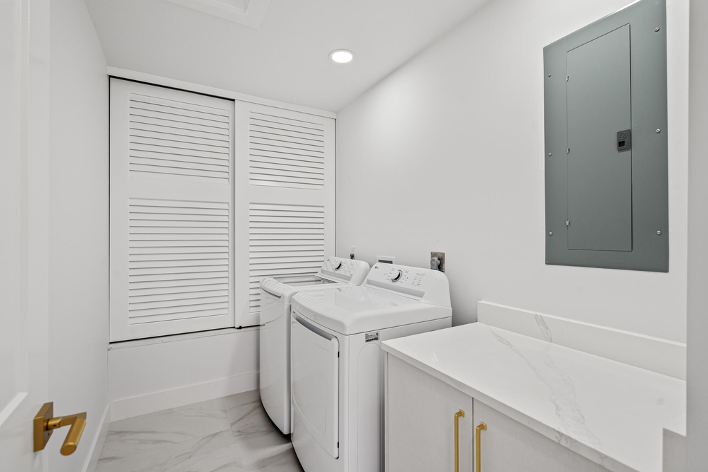 2760 Ne 7th Street - Photo 20