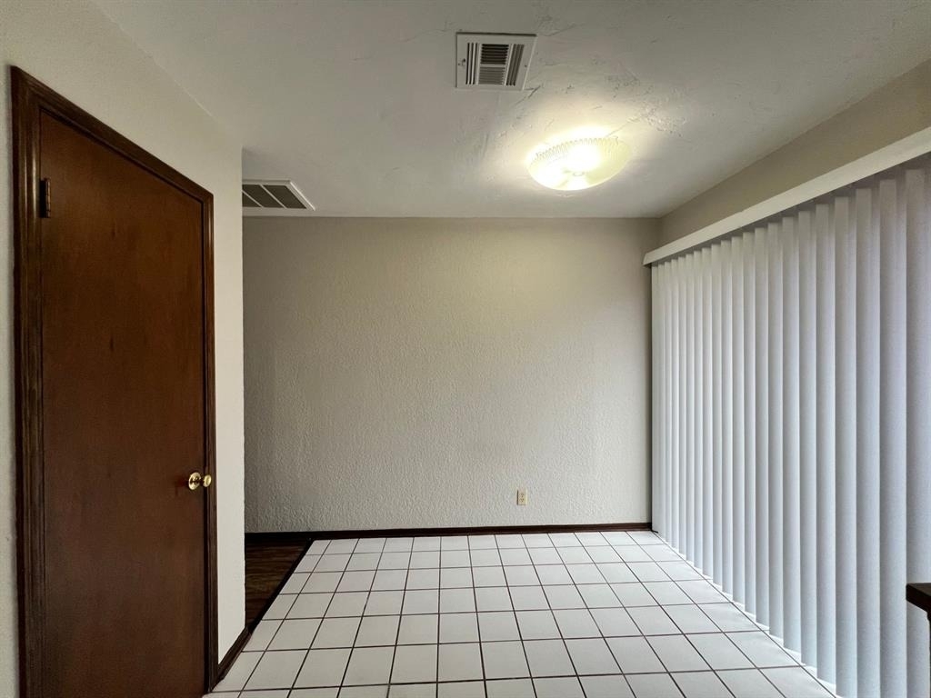 752 W Forest Drive - Photo 5