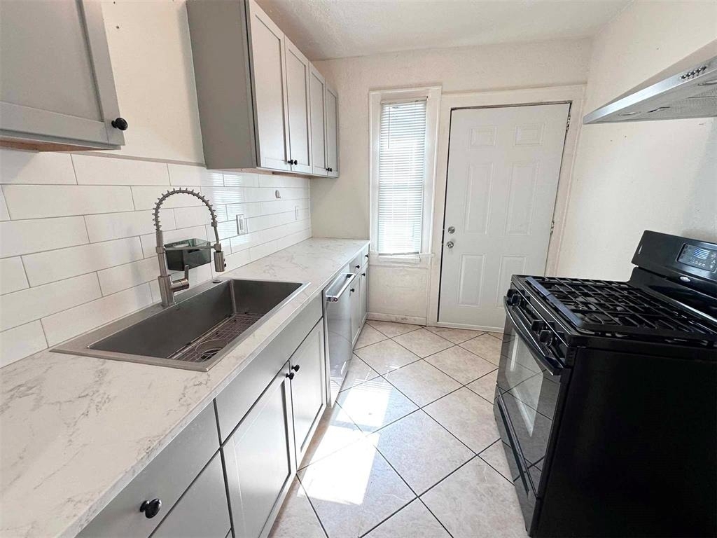 2305 Nw 15th Street - Photo 8
