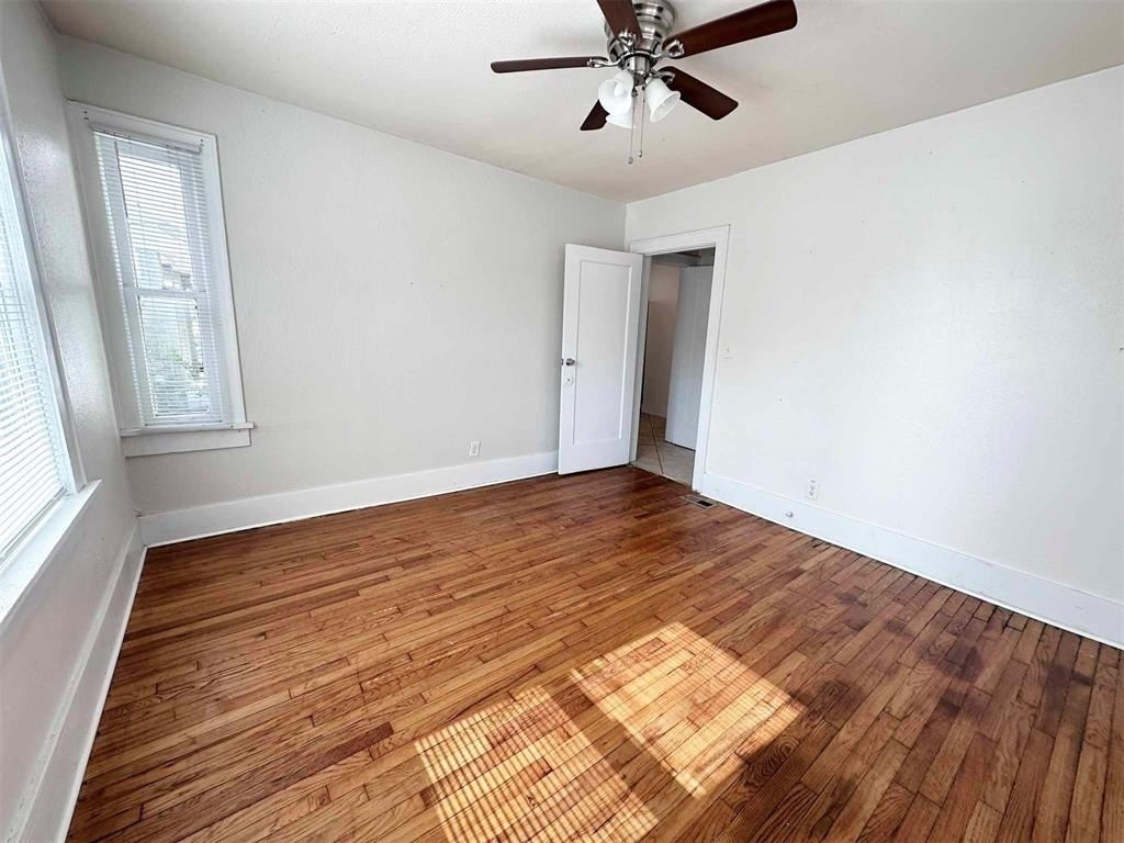 2305 Nw 15th Street - Photo 11