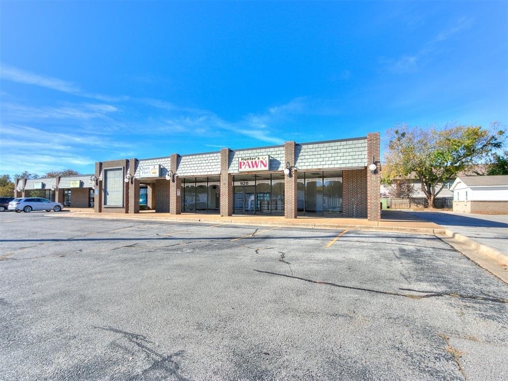 920 Sw 24th Avenue - Photo 2