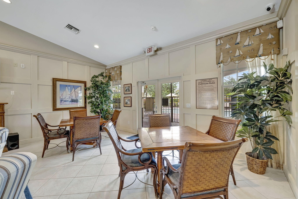 2786 Se Birmingham Drive - Photo 36