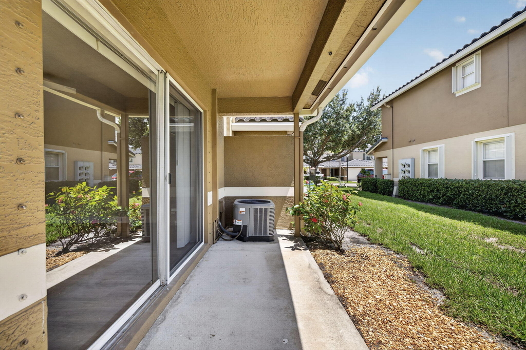 2786 Se Birmingham Drive - Photo 30