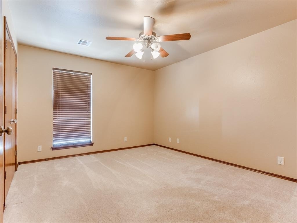 16616 Hardwood Place - Photo 38