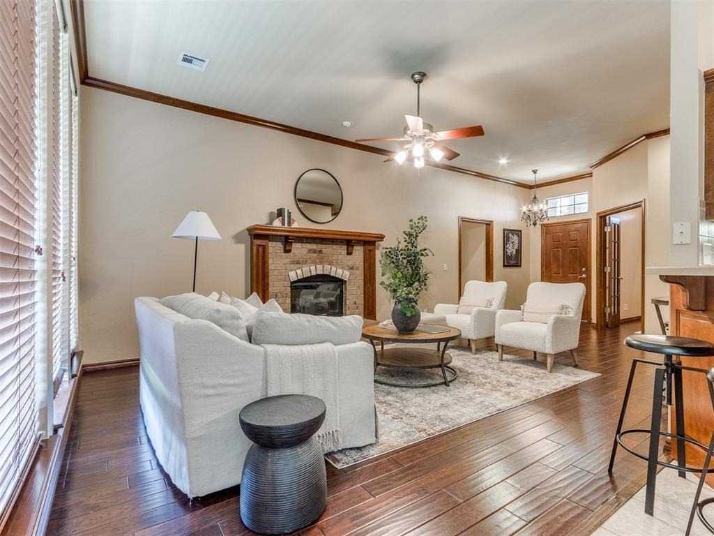 16616 Hardwood Place - Photo 8
